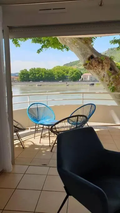 Blue**** Vue Exceptionnelle Sur Le Rhone Apartment Tain-l'Hermitage